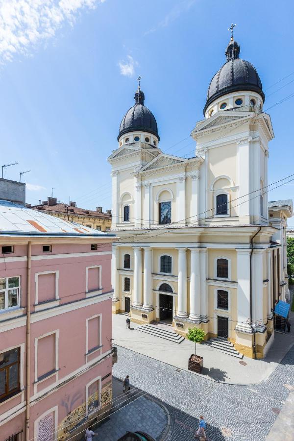 Подобово У Львові, На Вулиці Краківській 26 Біля Добробуту Центр Exterior foto